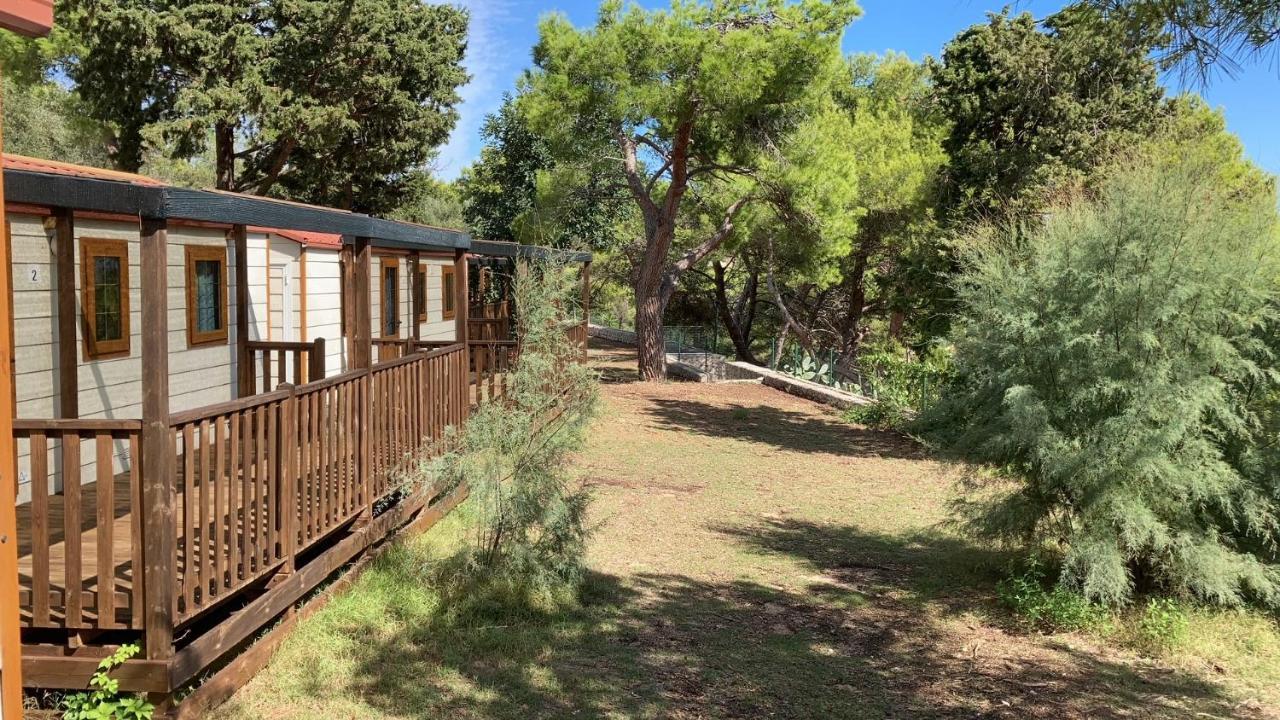 סנטה צזריה טרמה Camping La Scogliera מראה חיצוני תמונה