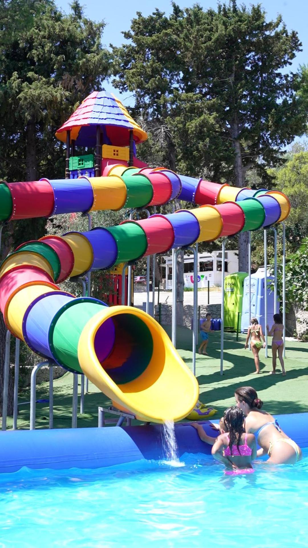 סנטה צזריה טרמה Camping La Scogliera מראה חיצוני תמונה